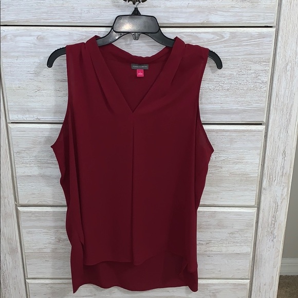 vince camuto red top